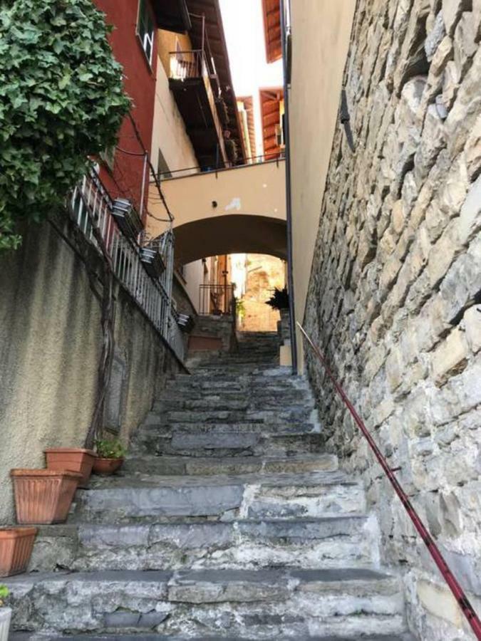 Apartamento Casa Balcony Varenna Exterior foto
